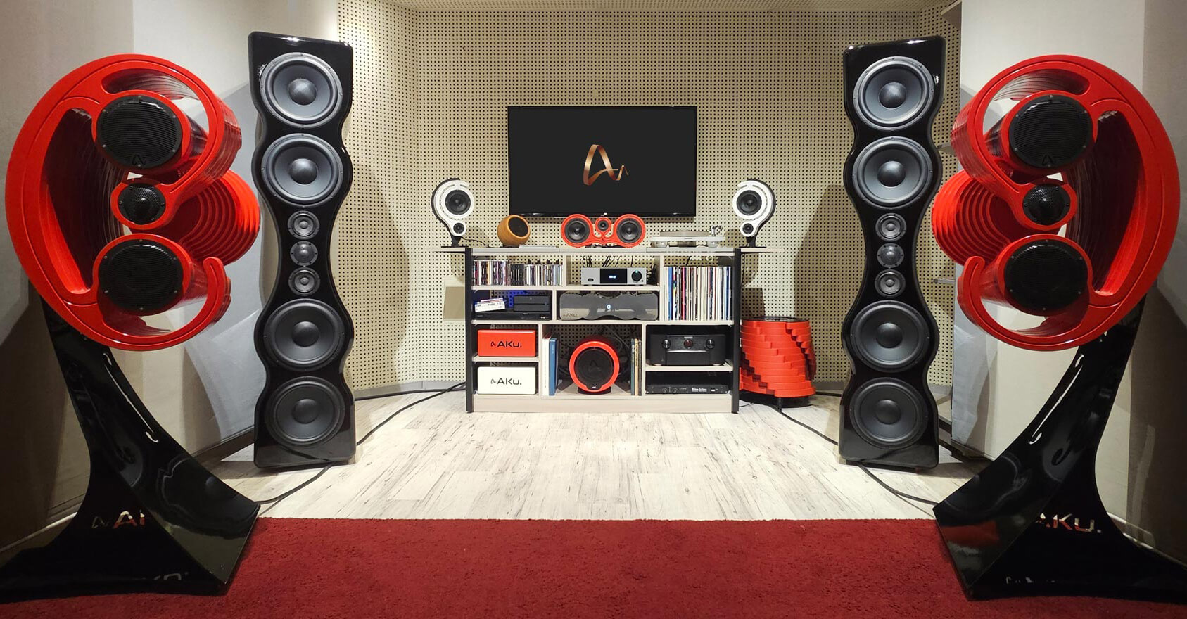 showroom-hero2